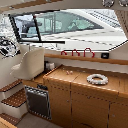 Bateau Nuit Insolite Hotel La Rochelle  Bagian luar foto
