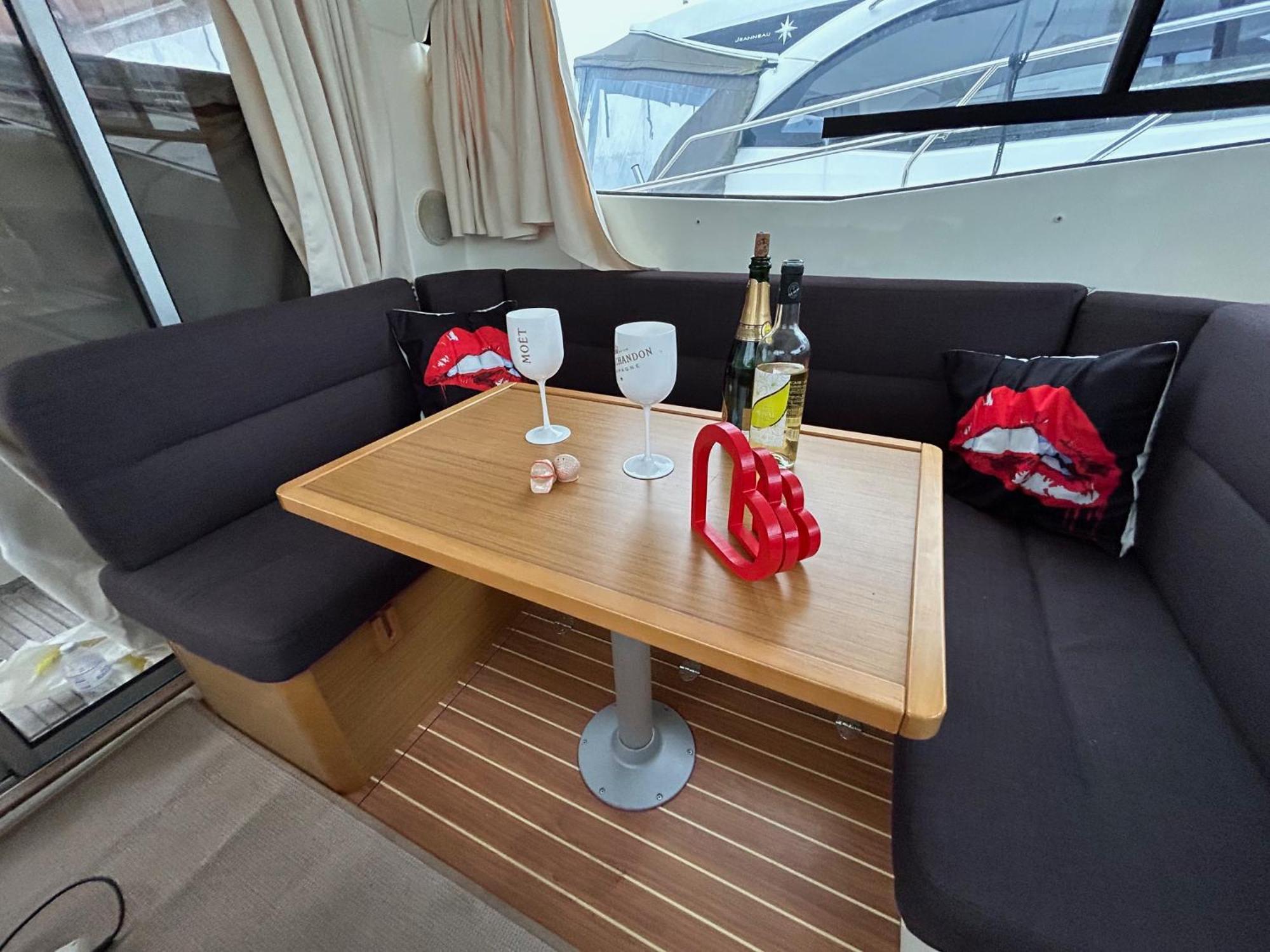 Bateau Nuit Insolite Hotel La Rochelle  Bagian luar foto